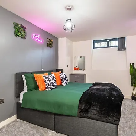 Apartment Spacious 1 Bedroom With 4k Cinema Experience By Haven Escapes In Bradford Bradford (West Yorkshire)